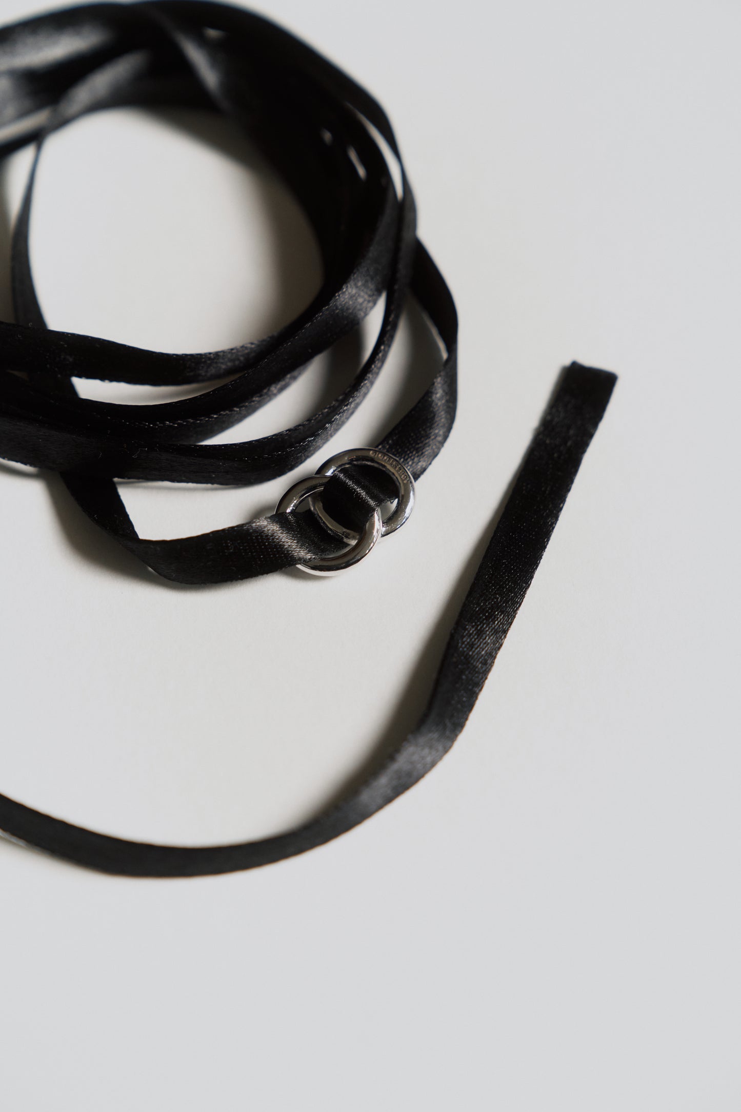 TWO-RING CHOKER